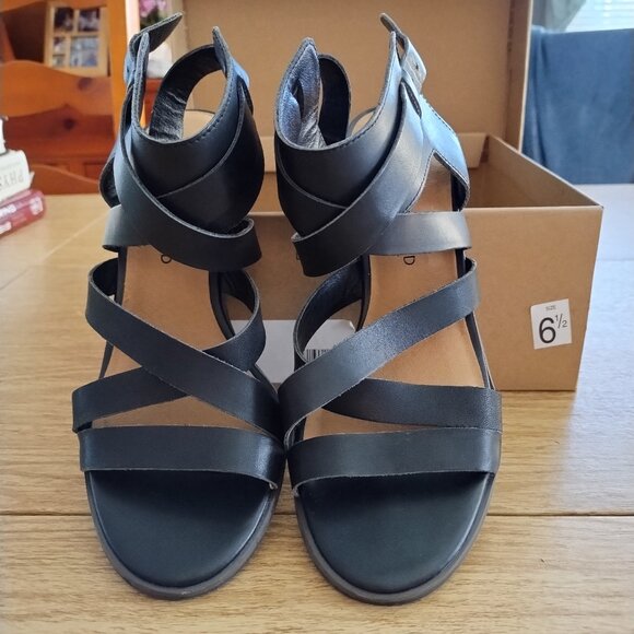 Lucky Brand Brown Sandals - Picture 1 of 3